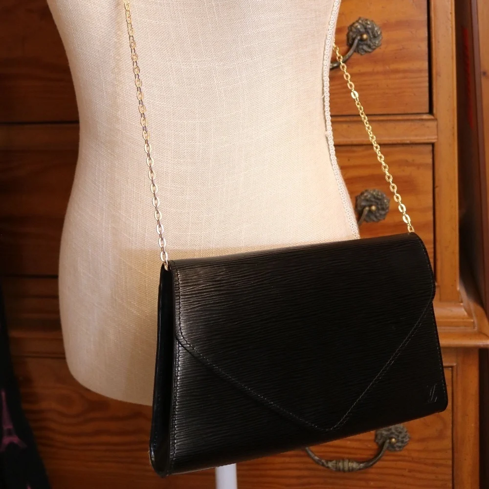 Louis Vuitton Noir EPIi Leather Art Deco Clutch, Crossbody & Shoulder Bag ~ EUC